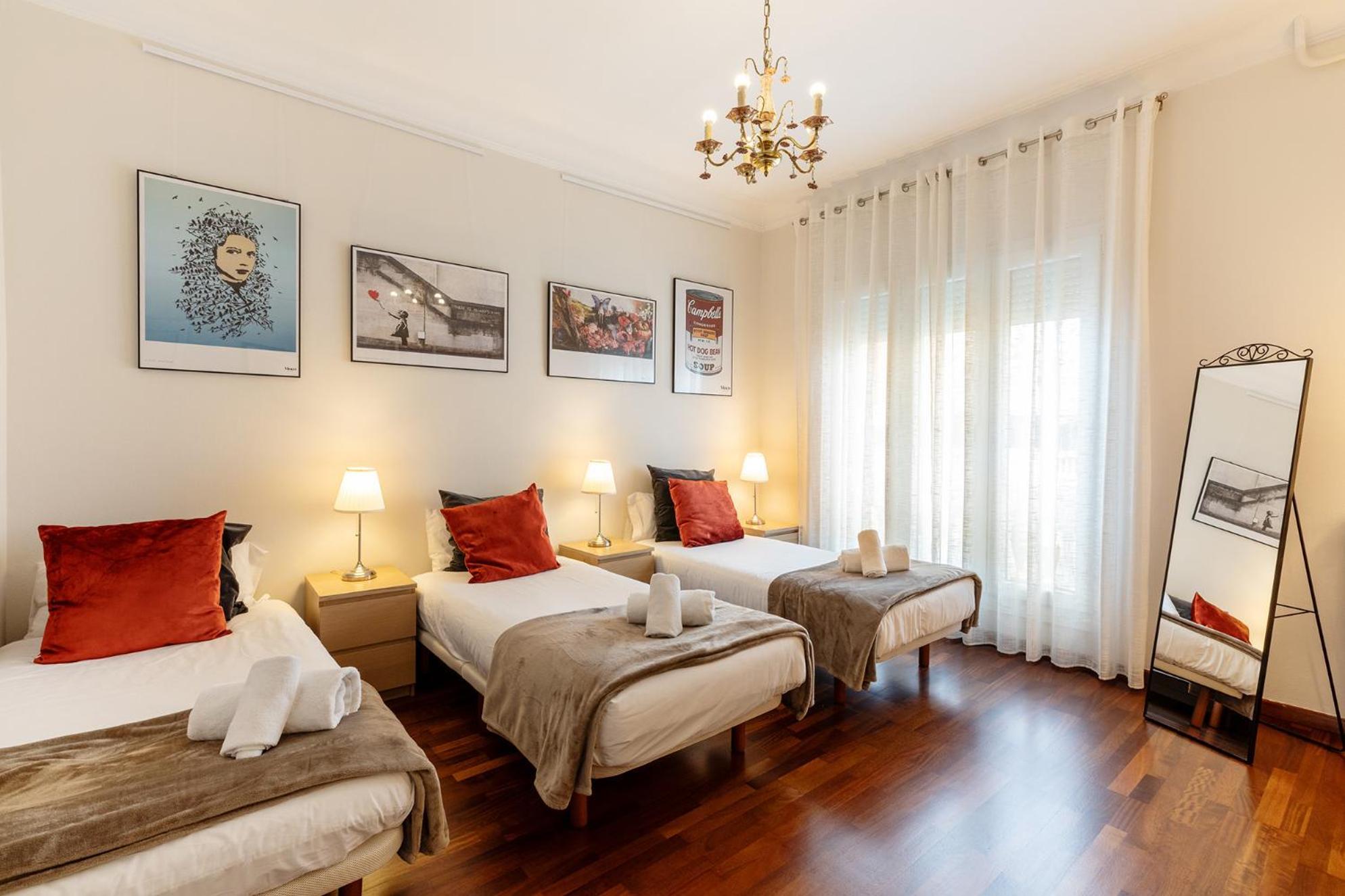Large & Beautiful Apartment 4Min From Passeig De Gracia Барселона Экстерьер фото